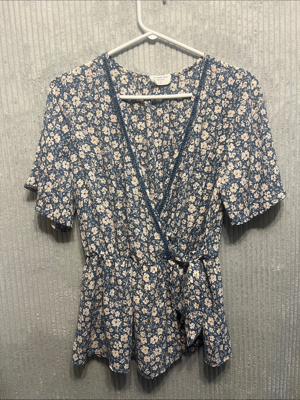 Sienna Sky Blue Floral Wrap Peplum Blouse Medium